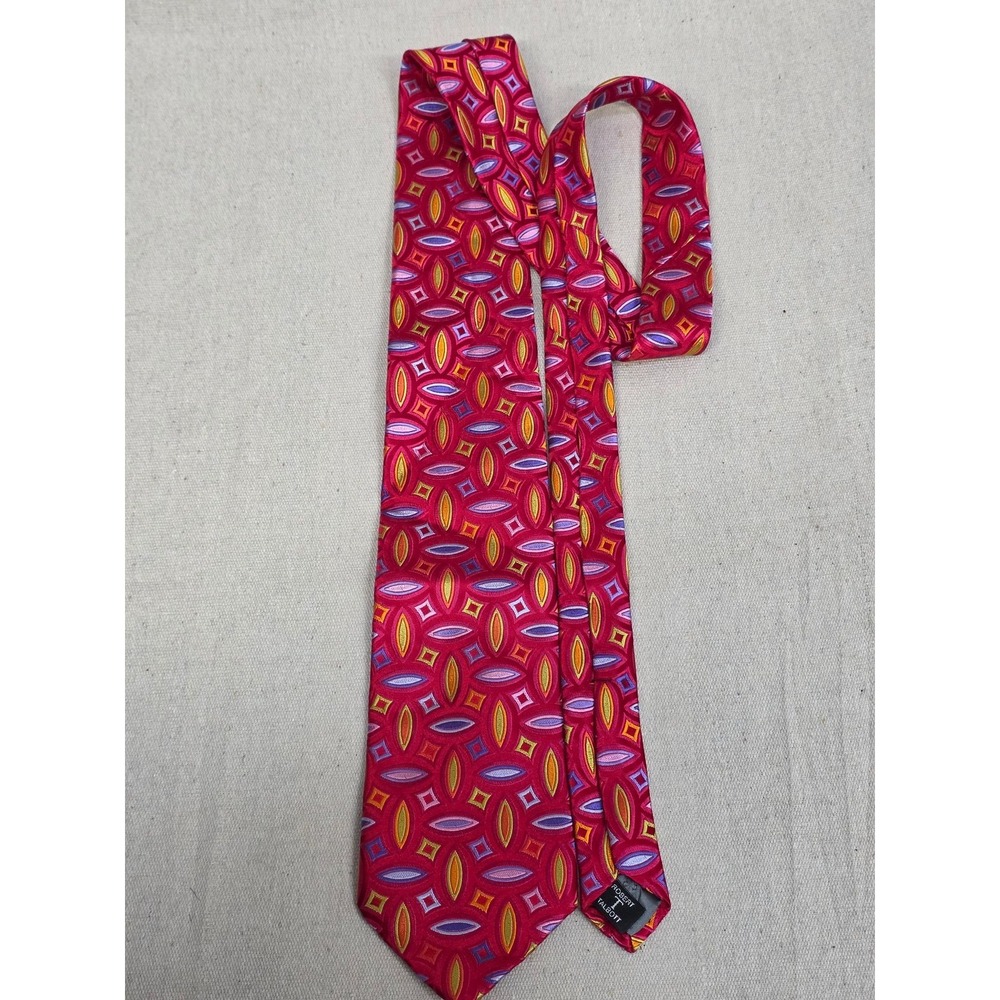 Robert Talbott Best of Class Mens Silk Tie Red Geometric Oval Pattern Necktie